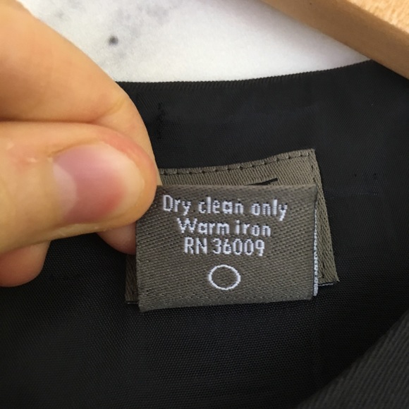 🖤SOLD🖤Calvin Klein 100% Wool Shift Dress - Picture 5 of 7